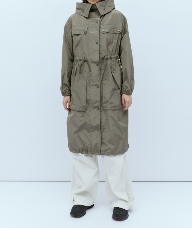 MONCLER 2024春夏新作 タフタ素材 フード付きコート MANTIO MONCLER 2024春夏新作 タフタ素材 フード付きコート MANTIO