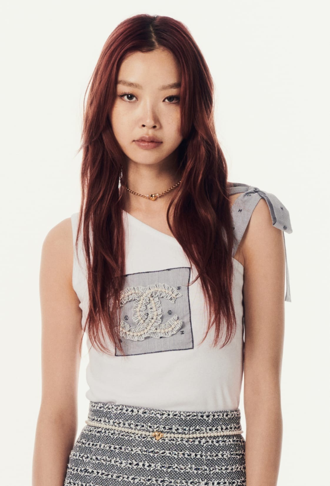 エレガントで肩のリボンが可愛い】CHANEL CCロゴ トップ (CHANEL