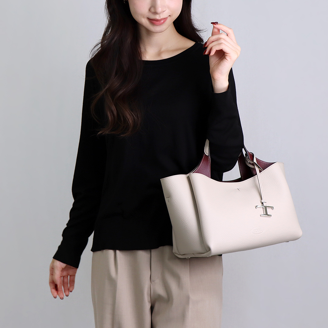 TOD'S 2WAYバッグ Tタイムレス XBWAPAFL100