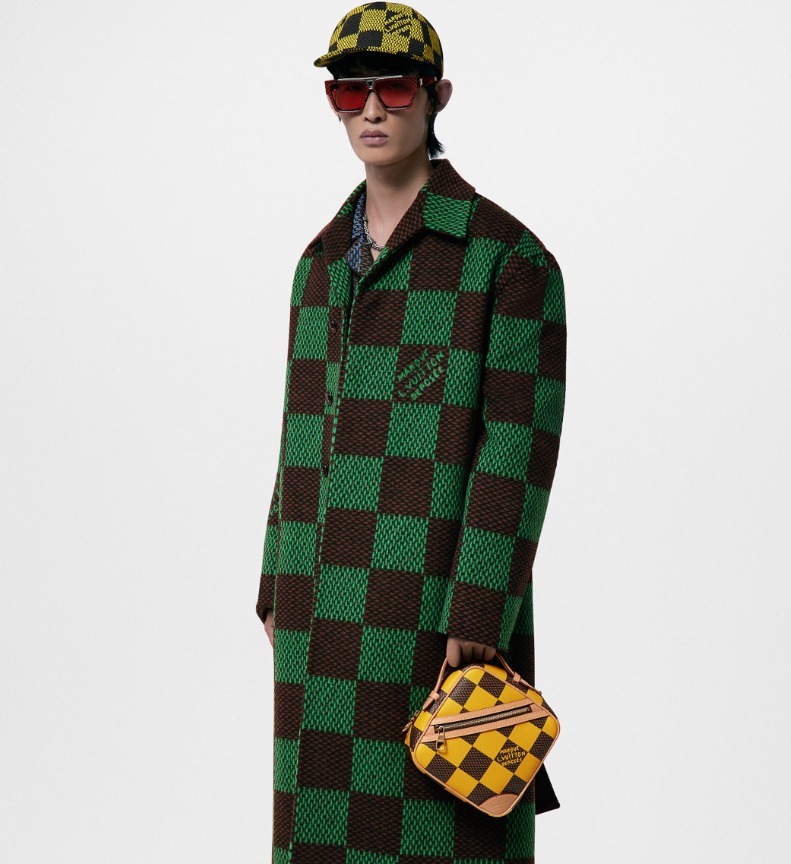 Louis Vuitton《チェスメッセンジャー》黄色 ダミエ レザー 直営