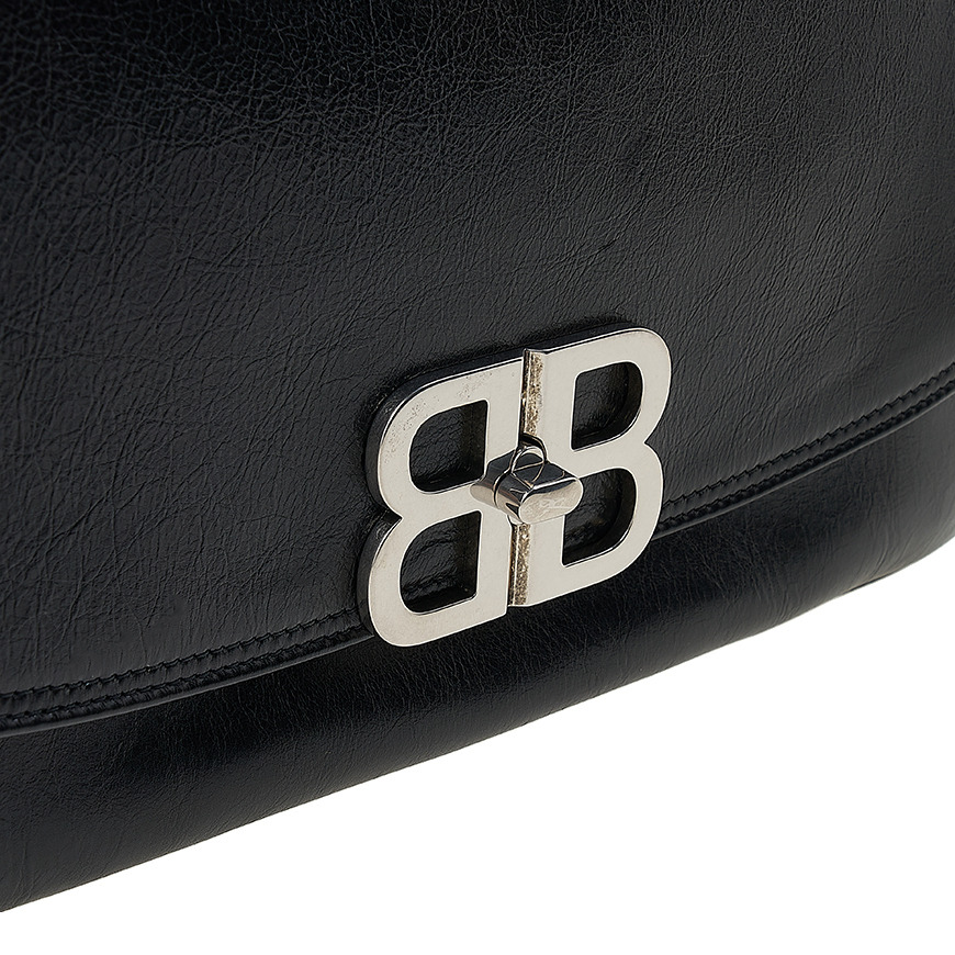 《BALENCIAGA》 BBロゴ フラップショルダーバッグ