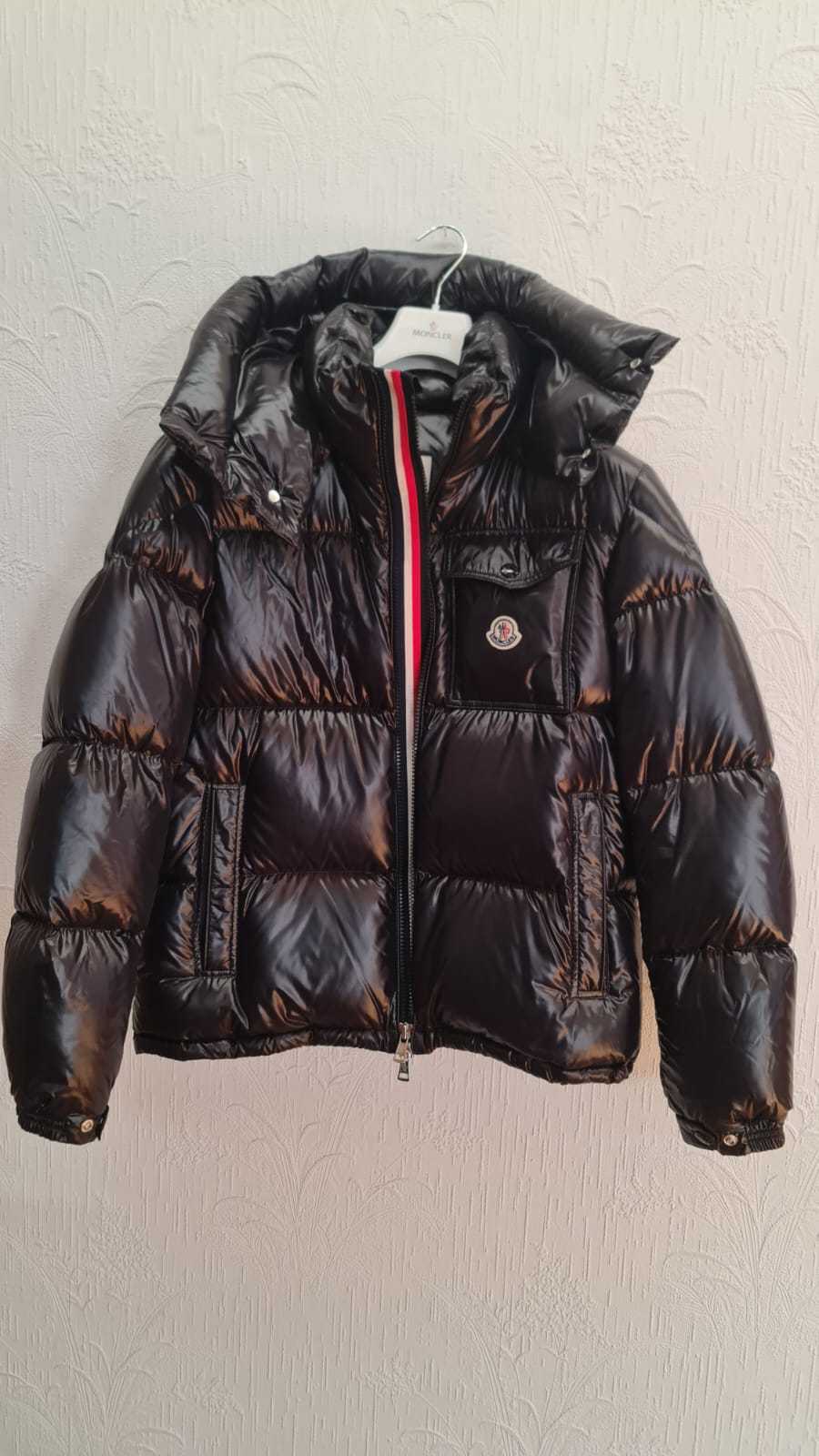 ★MONCLER （モンクレール）メンズ  ダウン MONTBELIARD