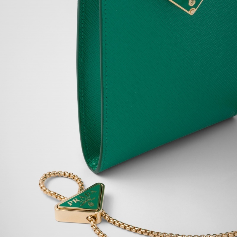 注目 PRADA◇サフィアーノレザー ミニバッグ チェーンストラップ