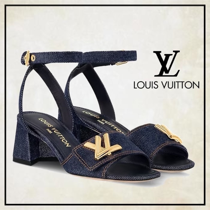 流行りのデニムで夏スタイルの完成LouisVuittonシェイクサンダル