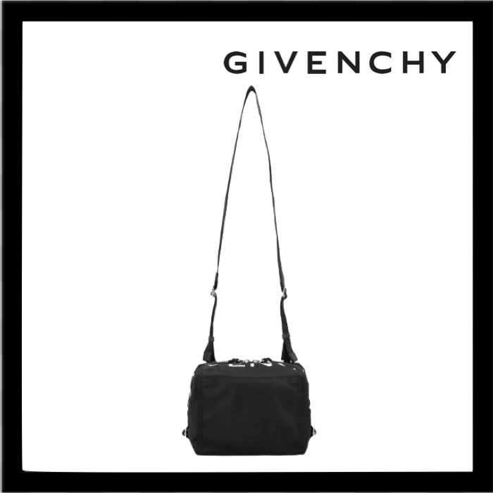 新着 関税送料込み GIVENCHY パンドラ ショルダー バッグ