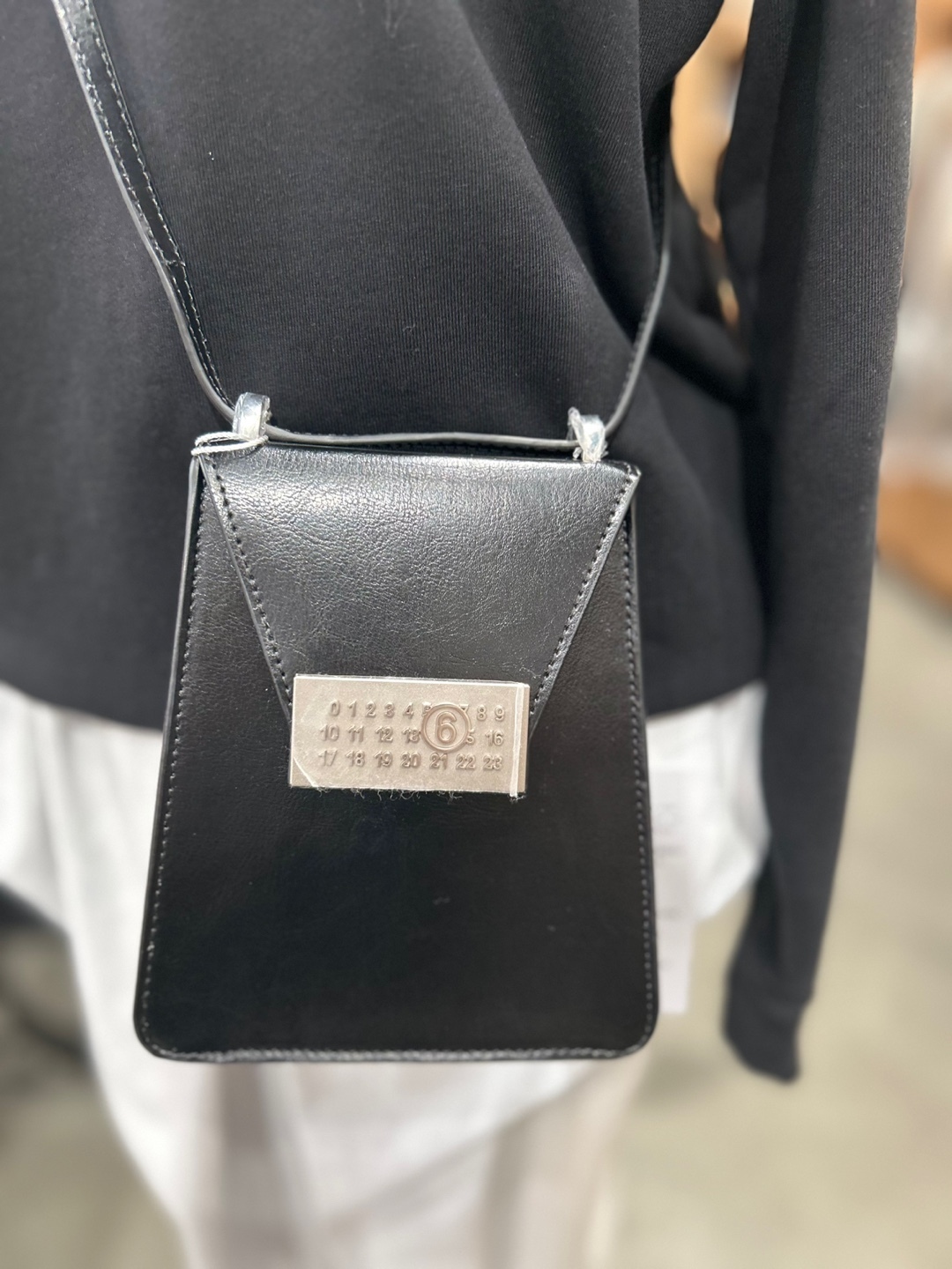 ♡MM6 Maison Margiela♡Numeric クロスボディバッグ MM6|Numeric スモールクロスボディバッグ SB5WG0018 P6692 (MM6