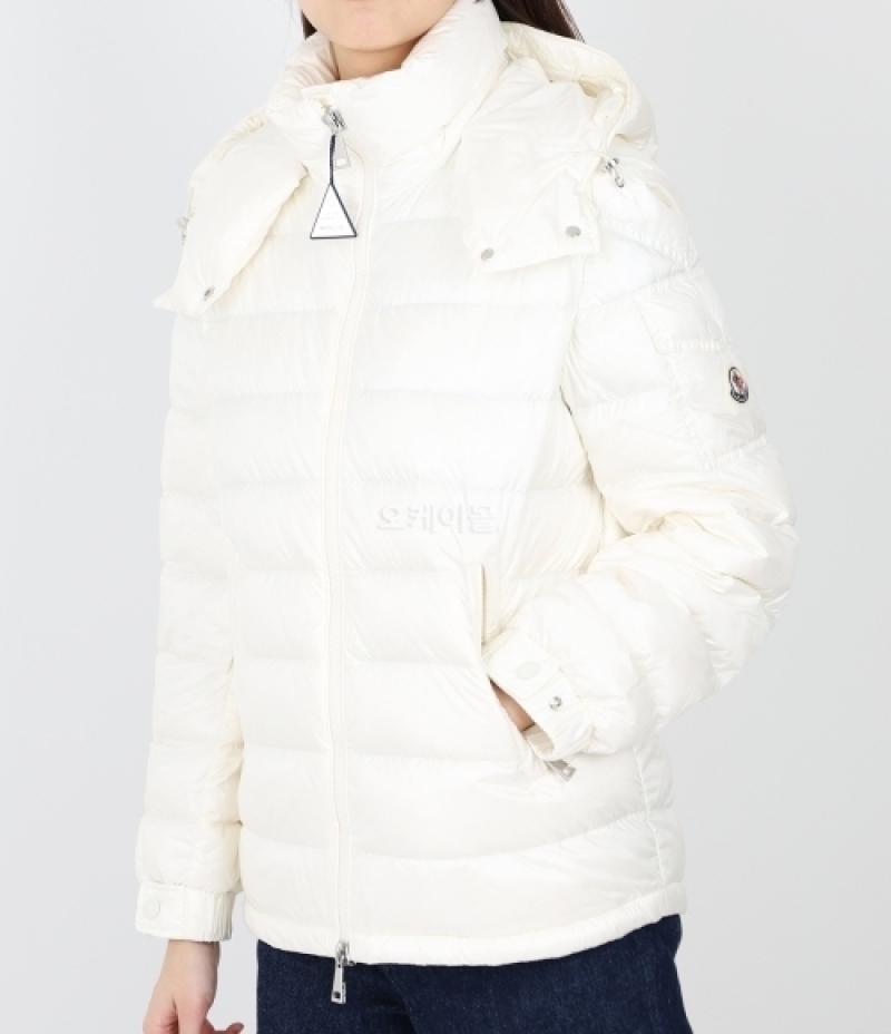 MONCLER｜DOWN JACKETS (1A00065 595ZZ 034)