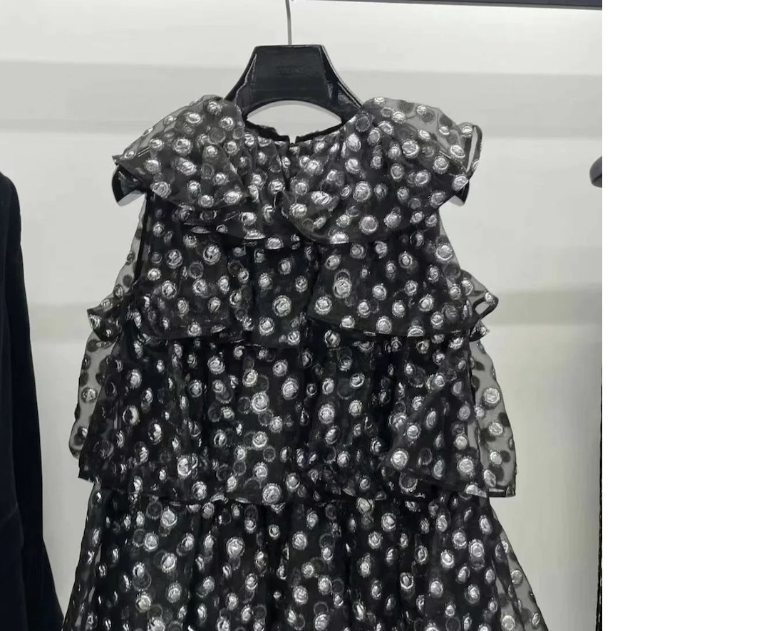 【VIPセールで欲しい！】CELINE（セリーヌ）ワンピース VIPセール！奇跡！】CELINE（セリーヌ）ワンピース ワンピース
