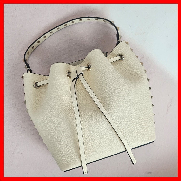 ☆【VALENTINO】☆レディース ショルダーバッグ☆アイボリー☆