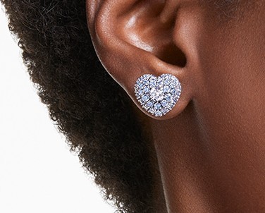 SWAROVSKI]24SS☆Hyperbola ハートスタッドピアス