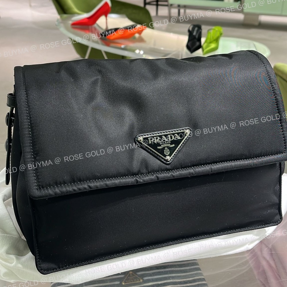 本物保証/PRADA Re-Nylon スモールキルティングショルダーバッグ