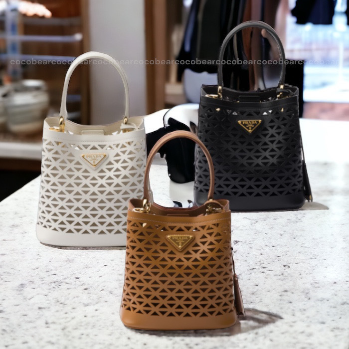 ☆PRADA☆プラダ パニエ ミニバッグ パンチングパターンレザー