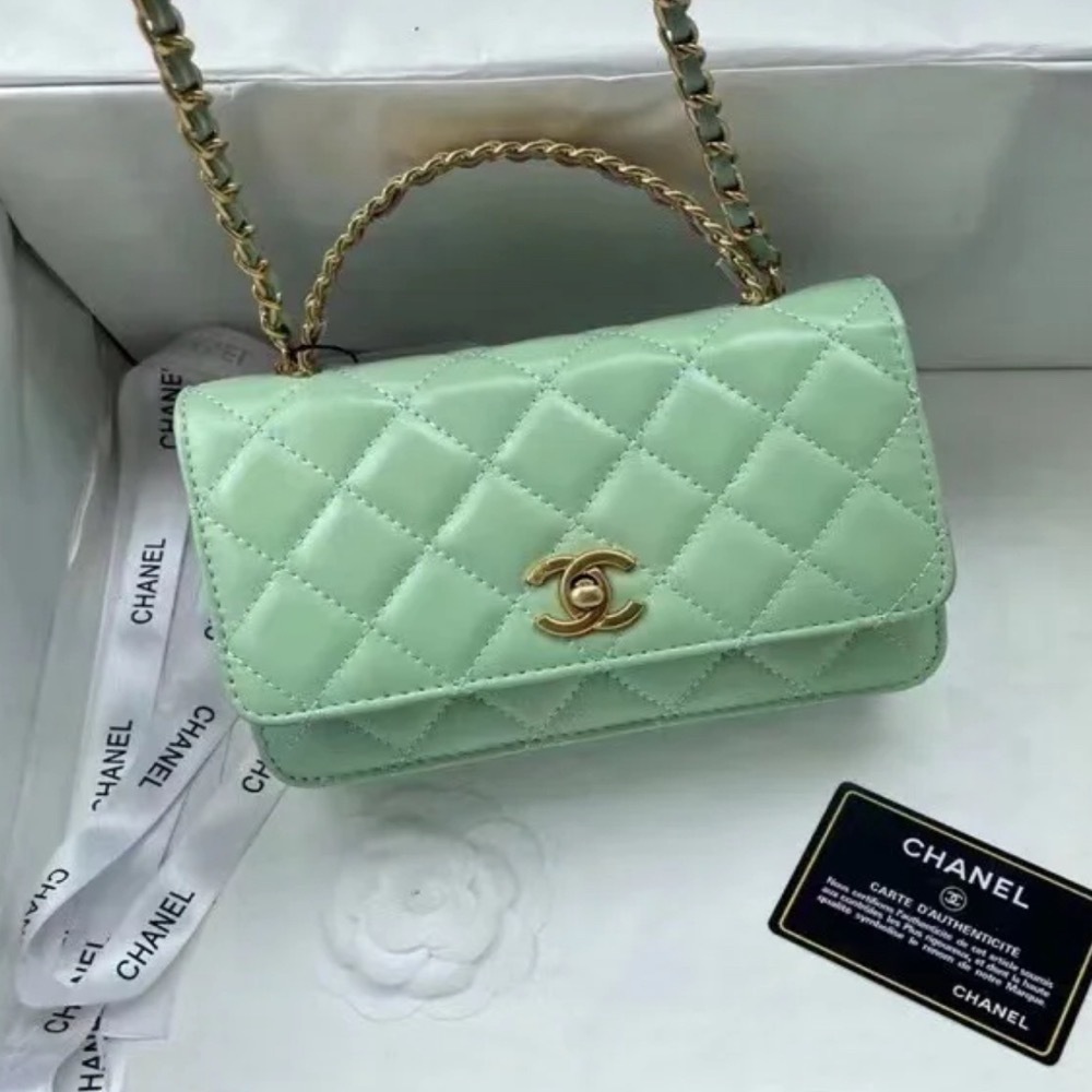 エレガント☆【CHANEL】シャネル チェーンクラッチ