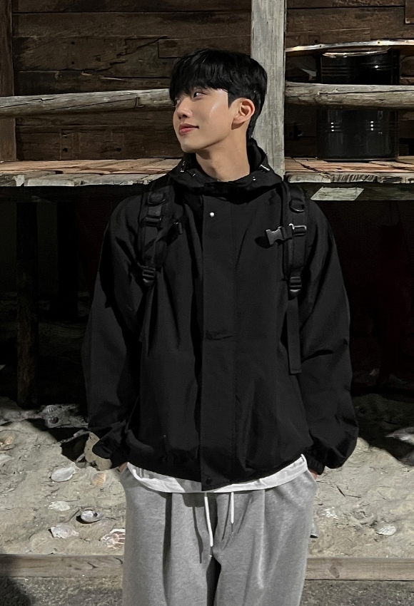 【DEARMINE】Gino Hood Windbreaker