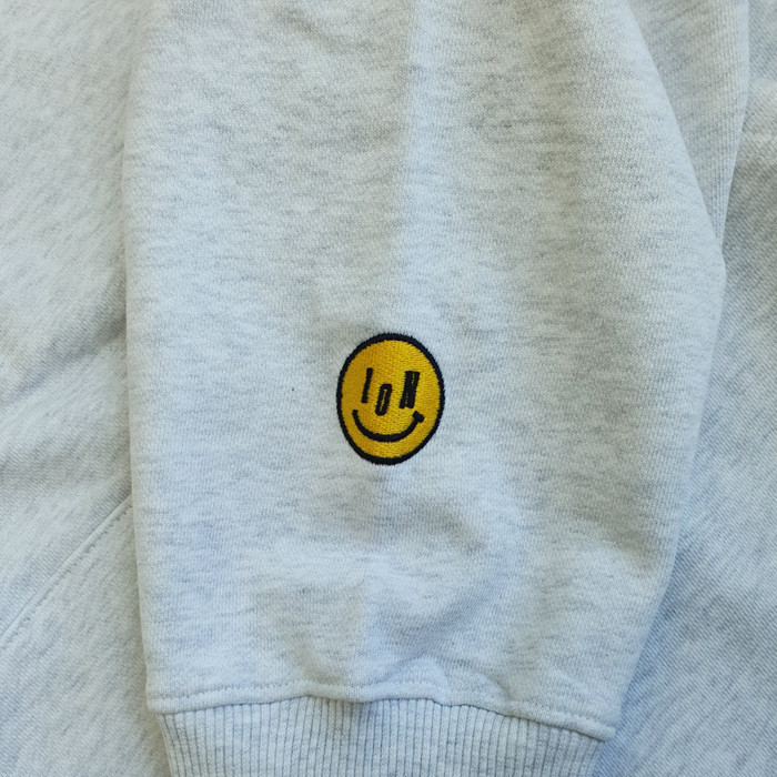 パーカー・フーディ IONSEOUL Smile Signiture Embroidery Overfit Hoodie 4IS002 IONSEOUL Smile Signiture Embroidery Overfit Hoodie 4IS002