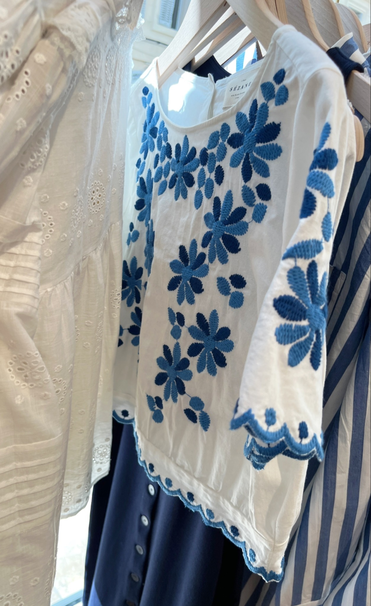 ホワイト（白）系 SEZANE(セザンヌ) トップス(レディース