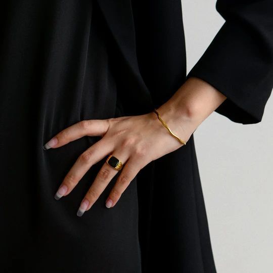 【Shapes Studio】Vintage Squared Signetリング NB0uD_lTsGpw_95S8n0ug_thumb_e5