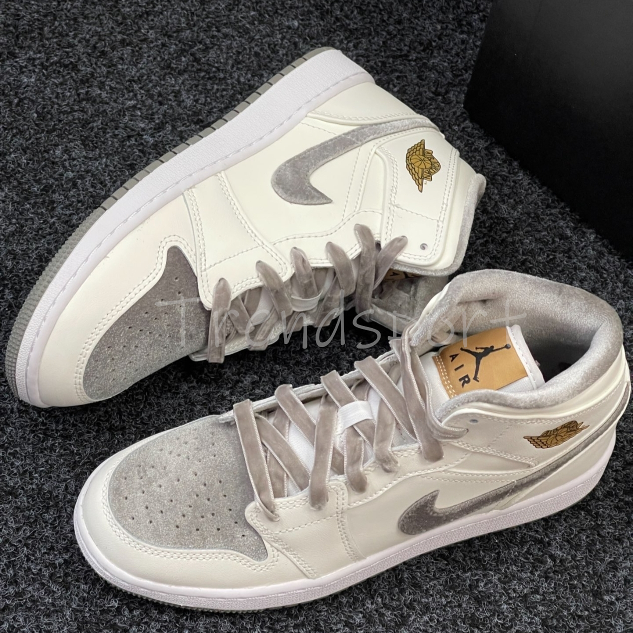 ★ナイキ★ Air Jordan 1 Mid SE GS 全サイズ確保 送関込