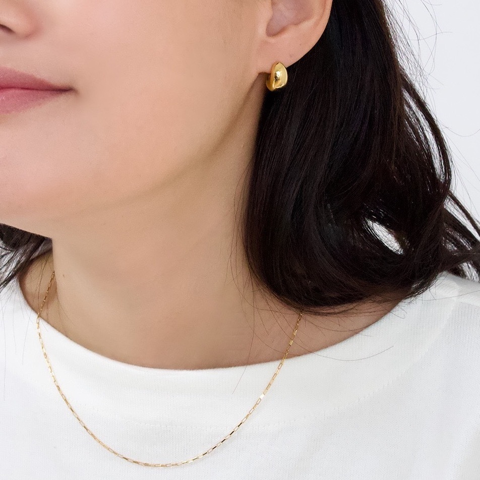 【Wolf Circus】ゴールド スモール REMY フープピアス Wolf Circus Rounded Hoop Earrings 14k Gold | Small Remy