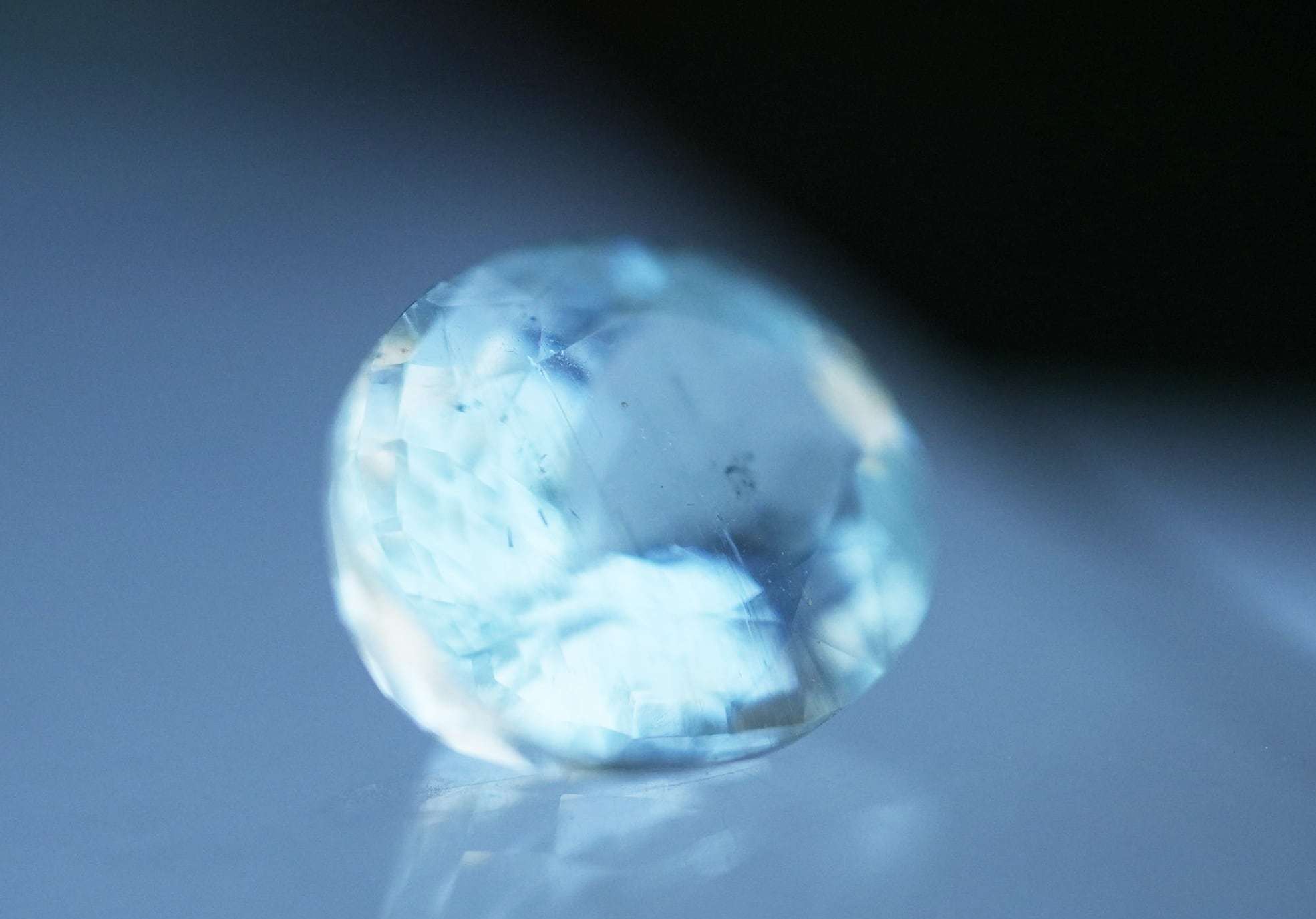 【１点もの】4.5ct ★スイスブルートパーズ★天然石 s1217