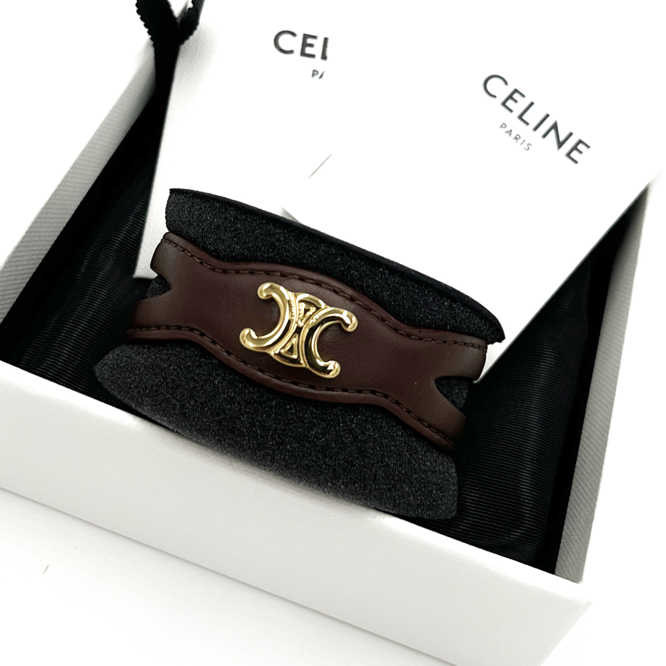 関税込 CELINE セリーヌ レ・キュイール CELINE ブレスレット