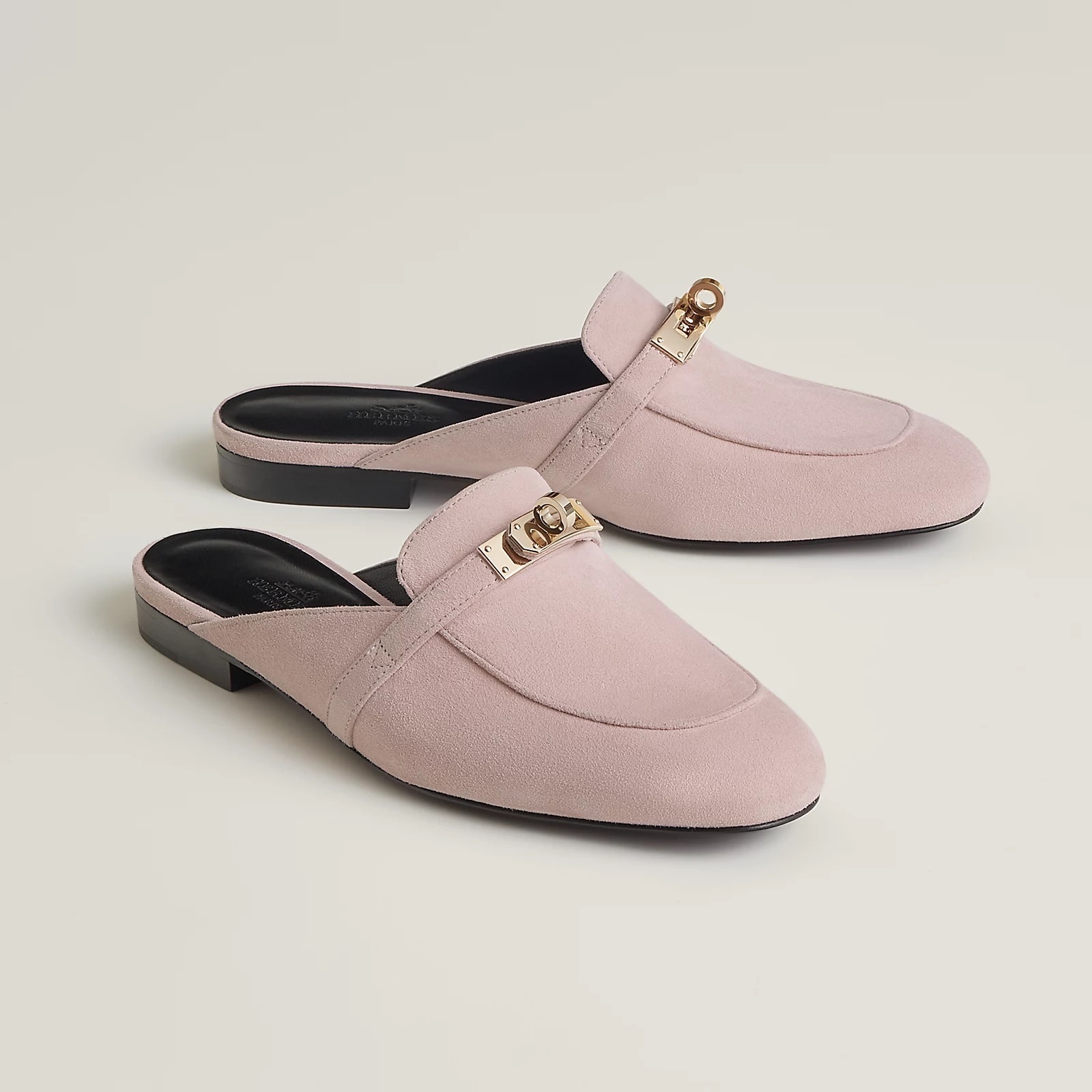 【足元が華やかな印象に♪】HERMES★Oz ミュール 足元が華やかな印象に♪】HERMES☆Oz ミュール