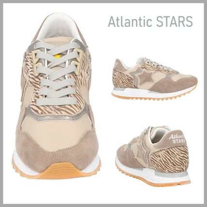 Atlantic STARS Low-Top Round Toe Rubber Sole Lace-up Suede Glitter Logo