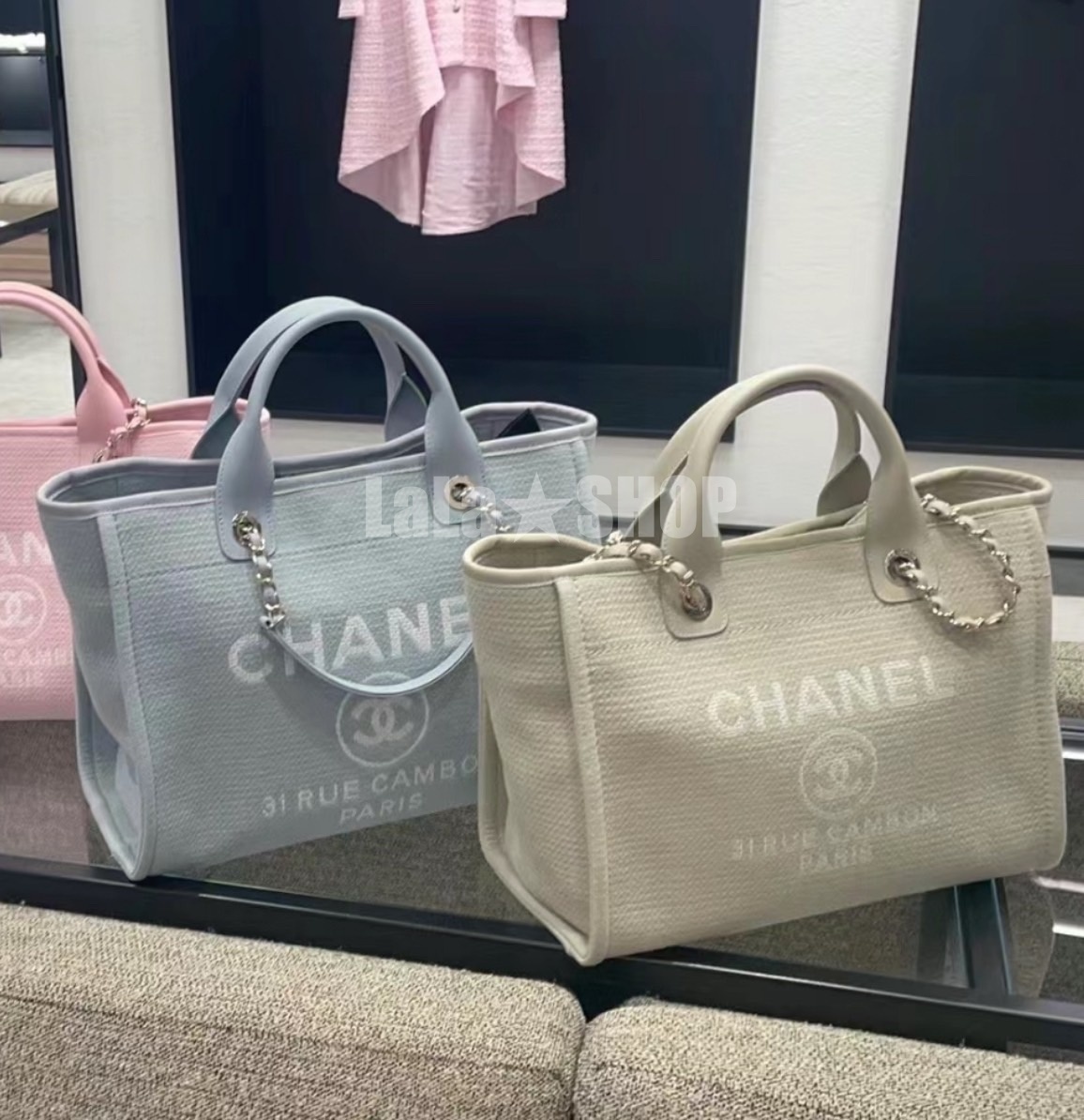 【大容量が嬉しい】シャネル ショッピングバッグ