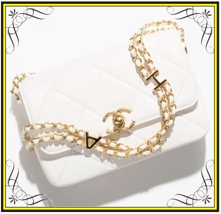 【CHANEL】25B ハートで惹きつける♪ミニバッグチャームシャネル CHANEL - 新品未使用 シャネル ハートチェーンバッグ 25B 最新作