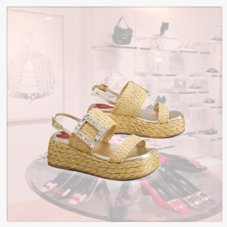 [Roger Vivier]ラフィア ストラス バックル ウェッジ サンダル
