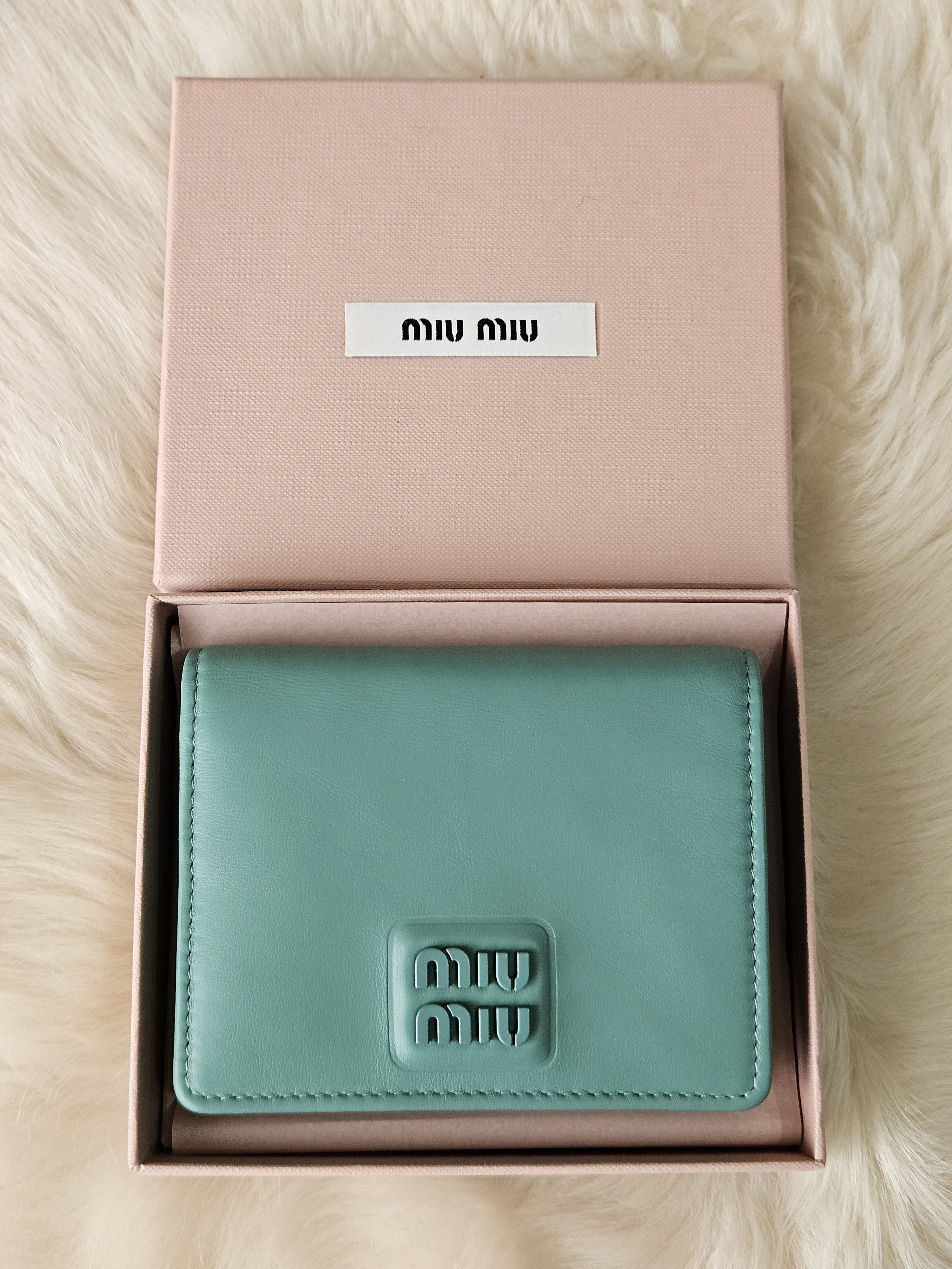 MIUMIU2つ折りミニ財布♪ロゴ♪グリーン ソフトレザー (MiuMiu