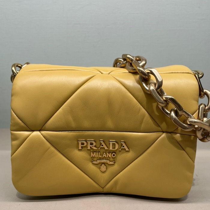 Prada 1BC194OOO2DNTF0002 関税送料込 210.jpg