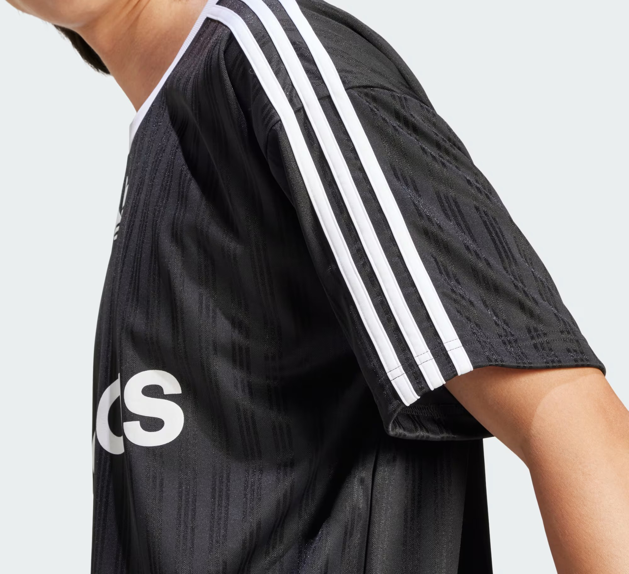 【adidas】ADICOLOR TEE 半袖Tシャツ ☆adidas originals☆ADICOLOR TEE 半袖Tシャツ☆追跡可
