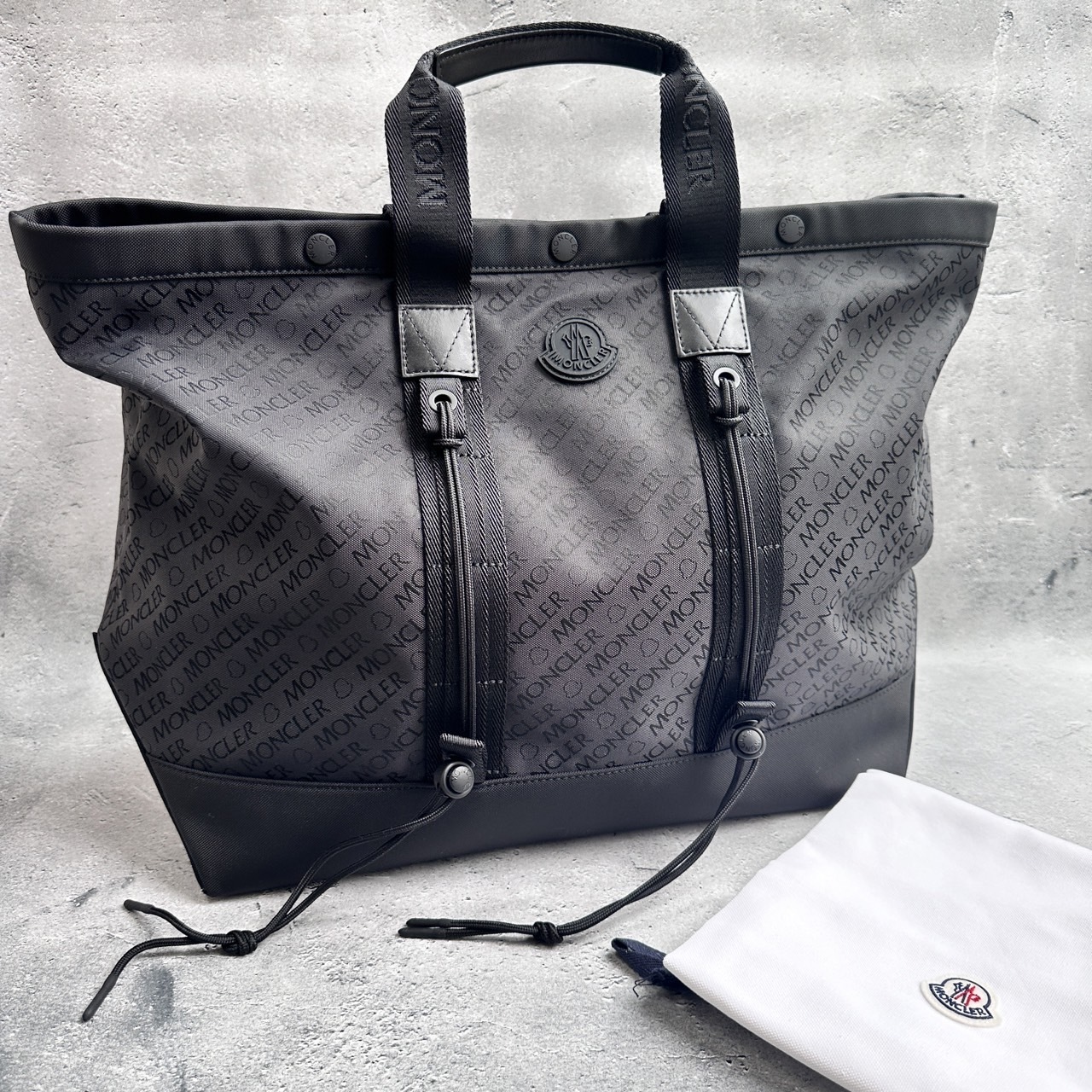 MONCLER Techトートバッグ