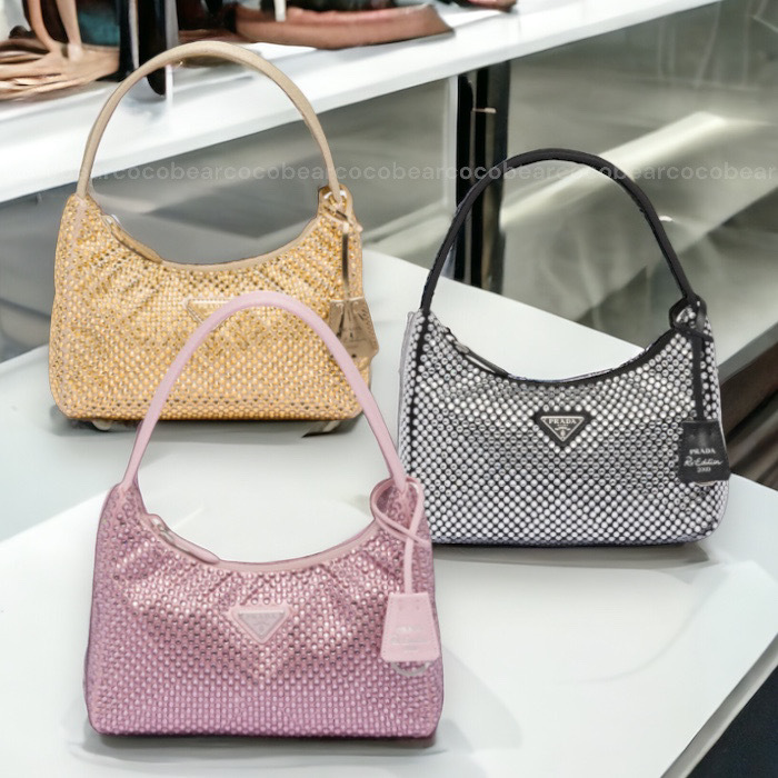 ☆PRADA☆プラダ メタルロゴ クリスタル付きサテン ミニバッグ