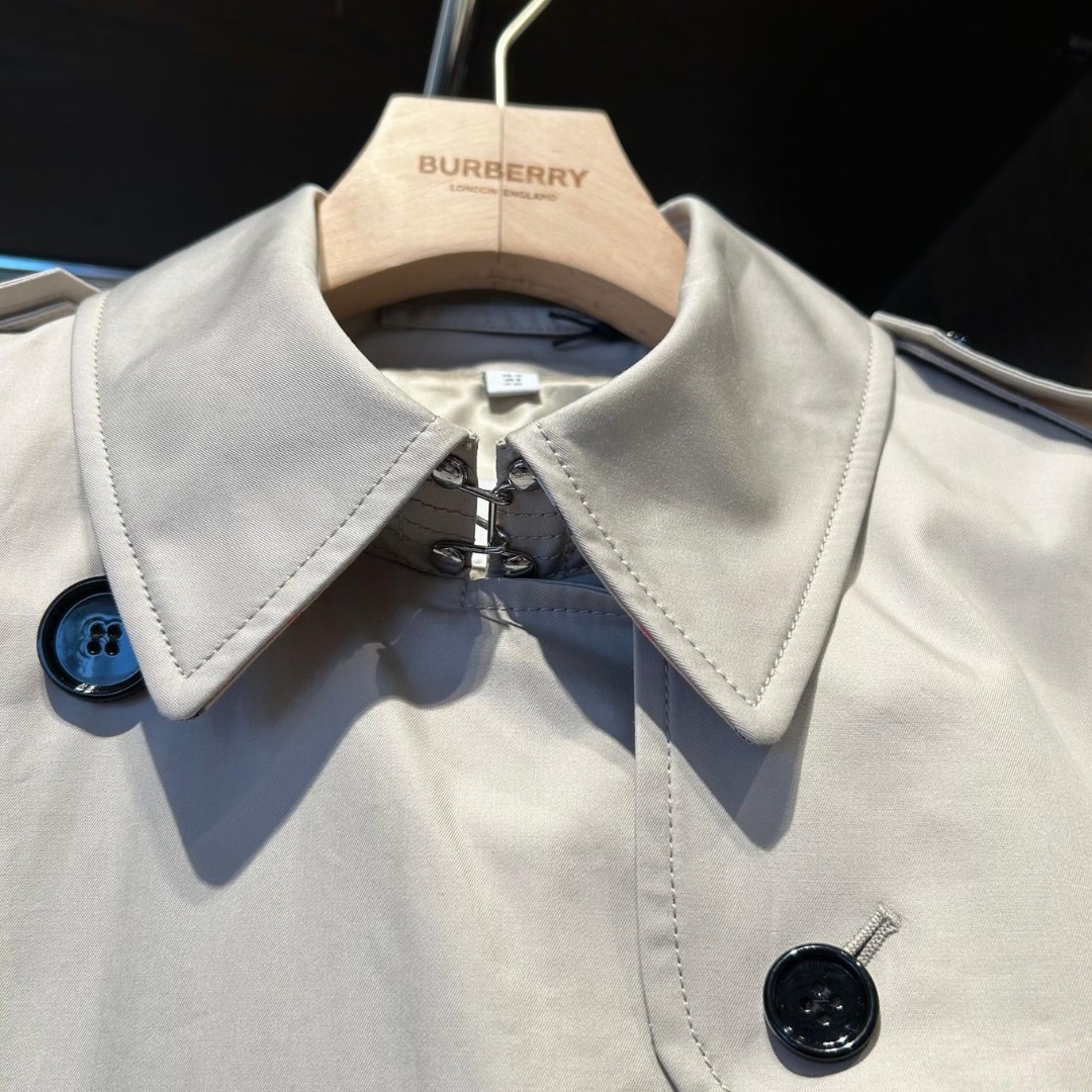 お買い得！！★ バーバリー ★ Egremont トレンチコート BURBERRY】EGREMONT トレンチコート