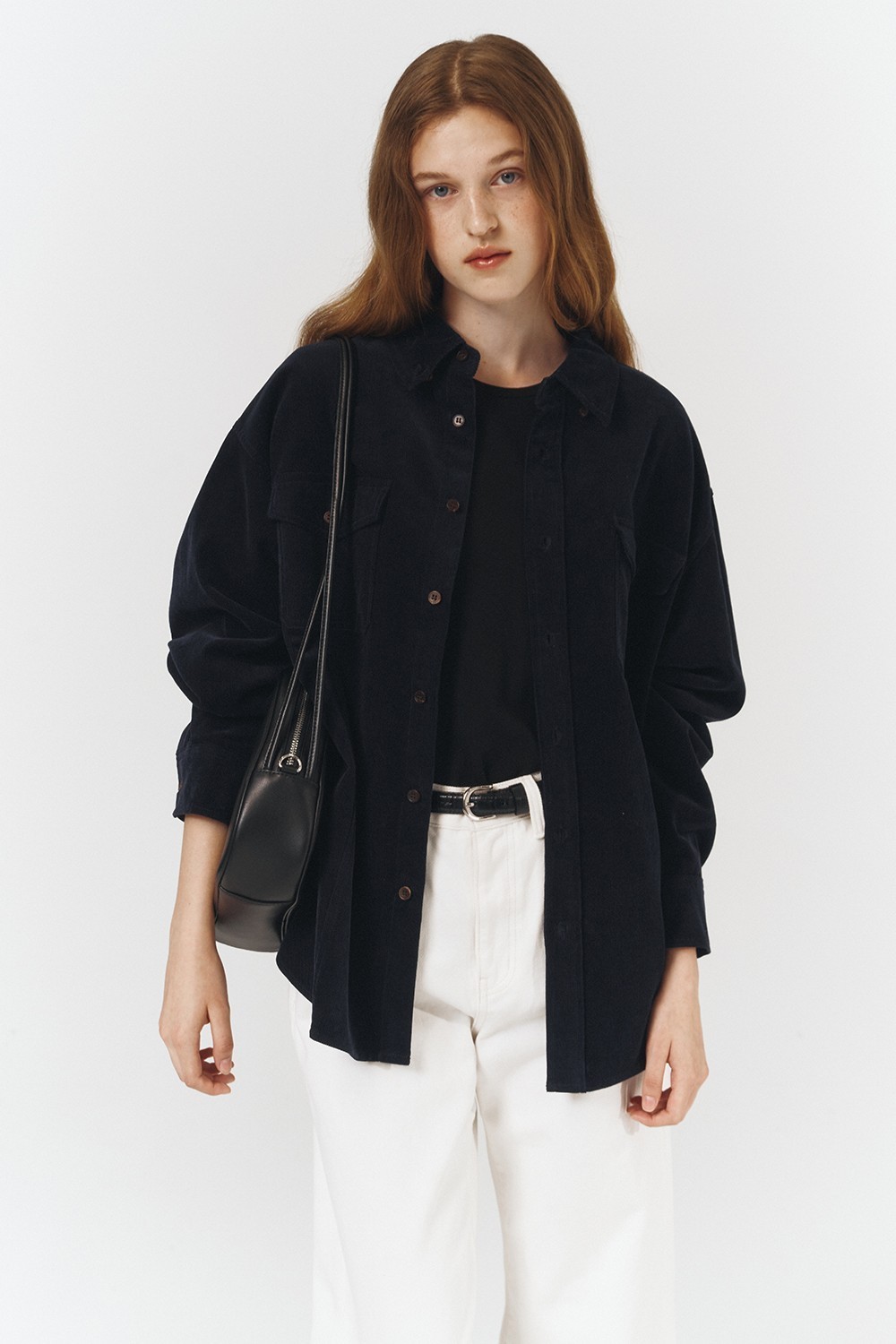 【DUNST】PEBBLE LEATHER SHOULDER BAG BLACK