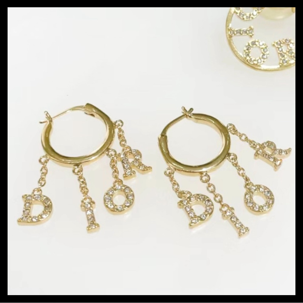 【蟹座の方に身につけて欲しい!】CHANEL ピアス カニ 蟹座の方に身につけて欲しい!】CHANEL ピアス カニ