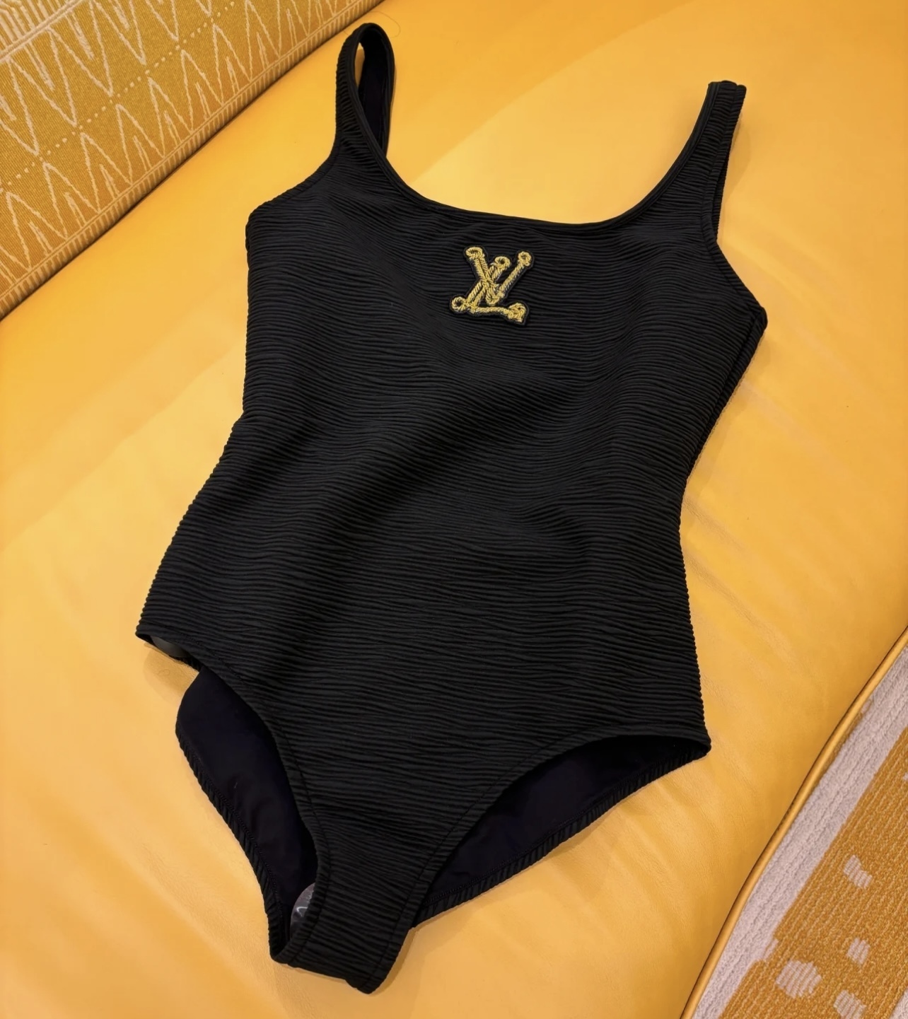 【痩せ見え♡】ルイヴィトン ワンピース 水着 シンプル
