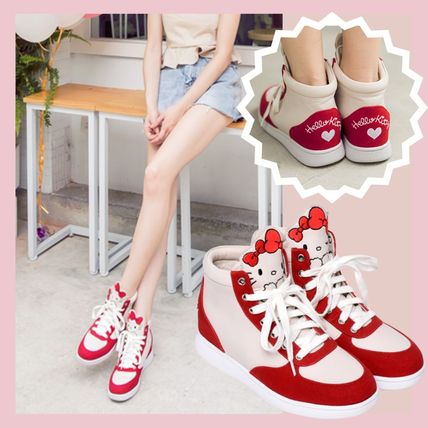 Hello Kitty Low-Top Casual Style Faux Fur Collaboration Low-Top Sneakers