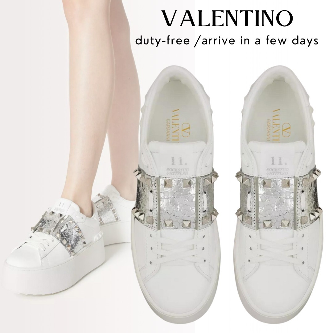 【VALENTINO】 ロックスタッズ カーフスキン スニーカー