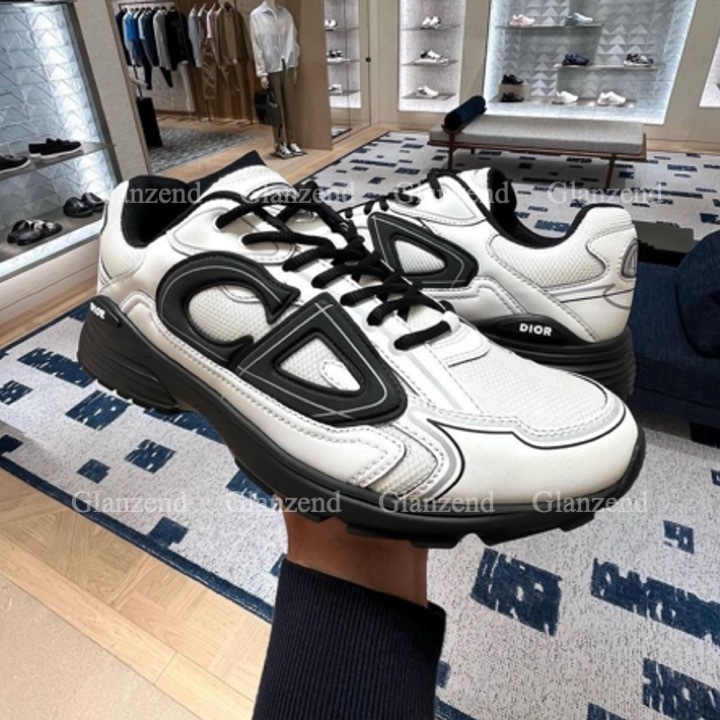 ☆クールでカッコいい☆【Dior】《B30》ロゴ入り スニーカー
