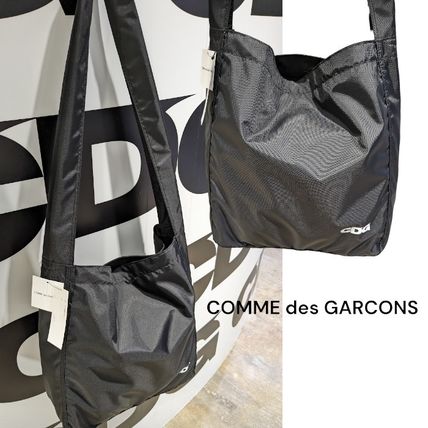 COMME des GARCONS Messenger & Shoulder Bags Unisex Street Style A4 Plain Logo Messenger & Shoulder Bags