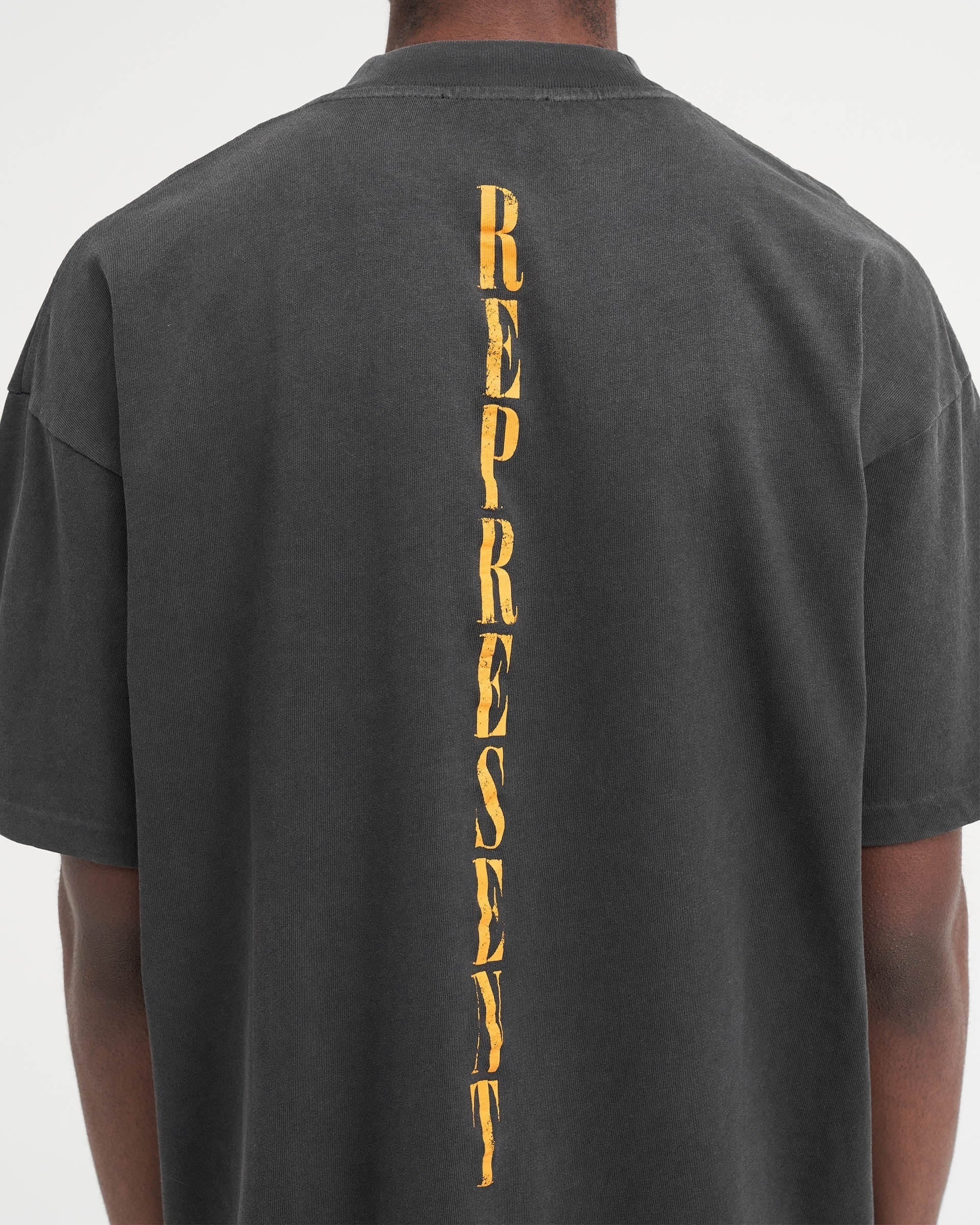 REPRESENT REBORN Tシャツ 半袖 2色 送料込み (REPRESENT/T