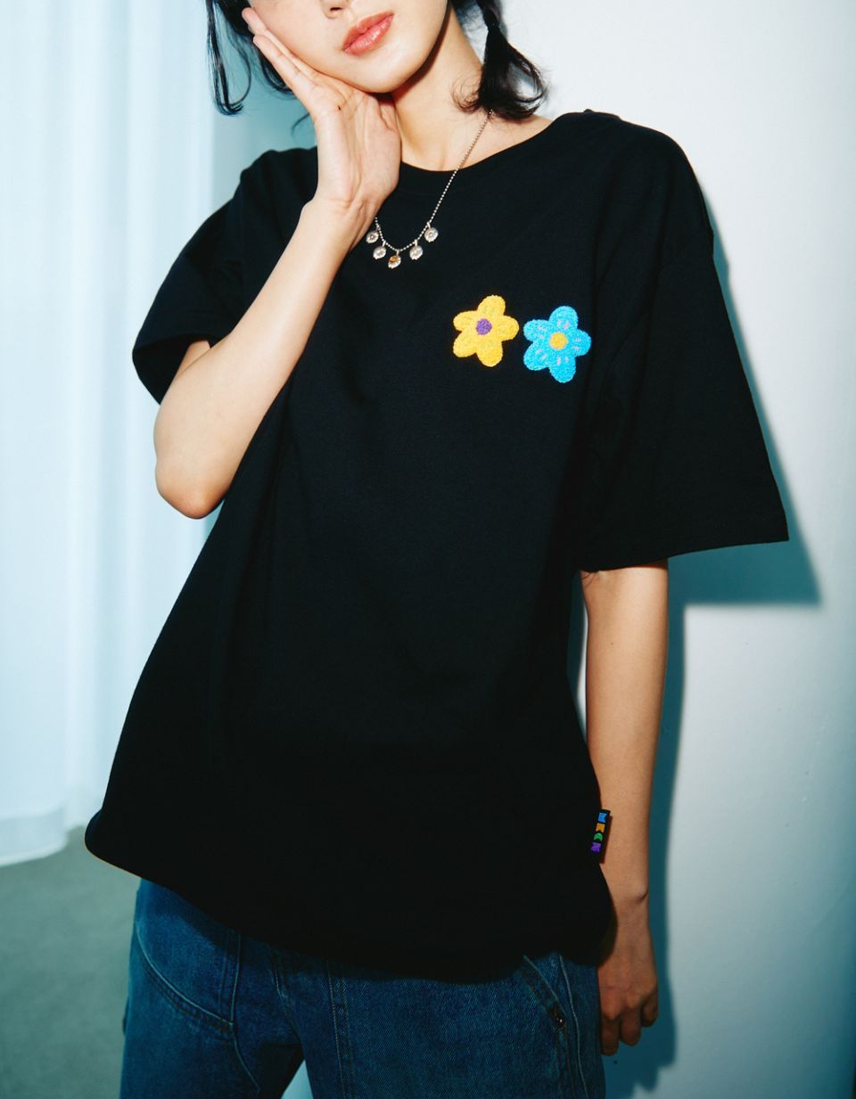 NewJeans ヘリン着用★MISTER CHILD★人気 TWIN FLOWER T-SHIRTS NewJeans ヘリン着用☆MISTER CHILD☆人気 TWIN FLOWER T-SHIRTS