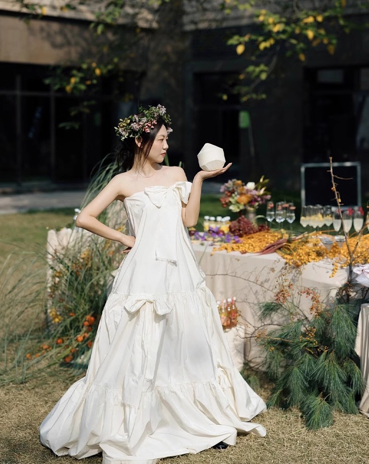 ベアトップウェディングドレス結婚式上品 ベアトップウェディングドレス結婚式上品前撮り (ウェディング