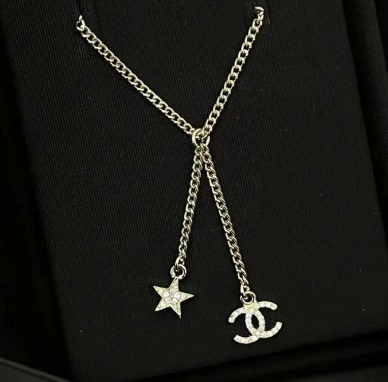 小ぶりなロゴがかわいい♪【CHANEL】CCロゴ ネックレス 小ぶりロゴ】CHANEL チョーカー ネックレス ゴールド (CHANEL