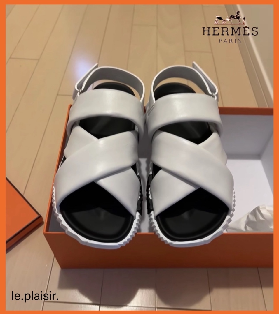 HERMES ◆2022春夏新作 サンダル《エレクトリック》