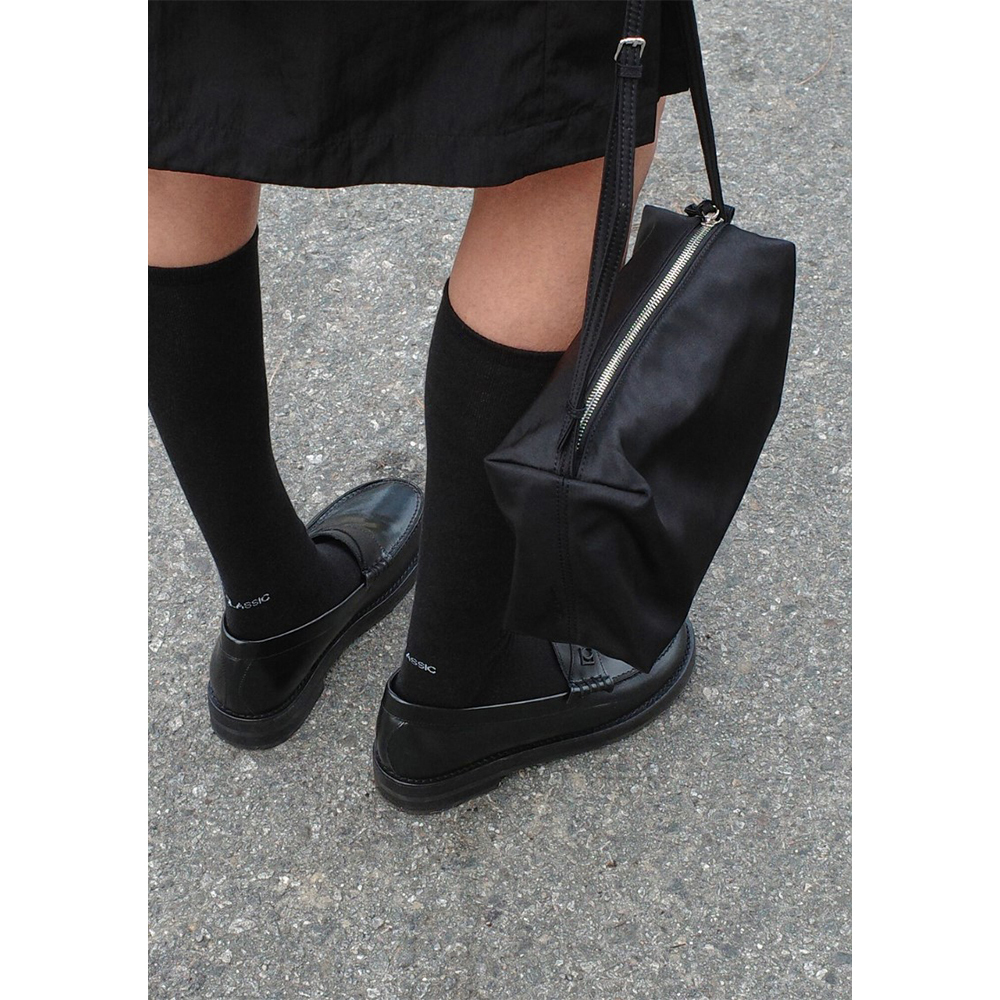 LOW CLASSIC】CARAMEL BOX BAG☆人気 24SS☆バッグ