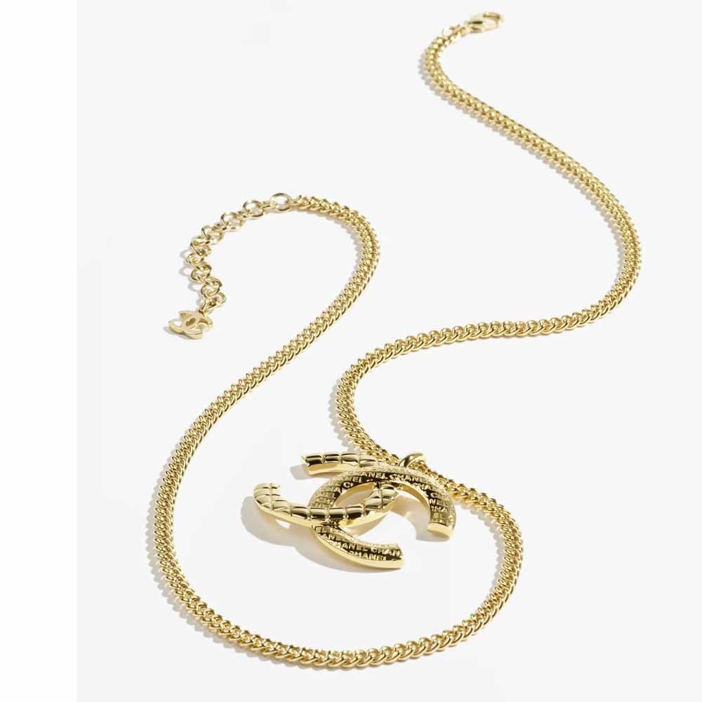 揺れて、輝く一匙の品格【CHANEL】ロング ペンダント ネックレス CHANEL ロング ペンダント ネックレス